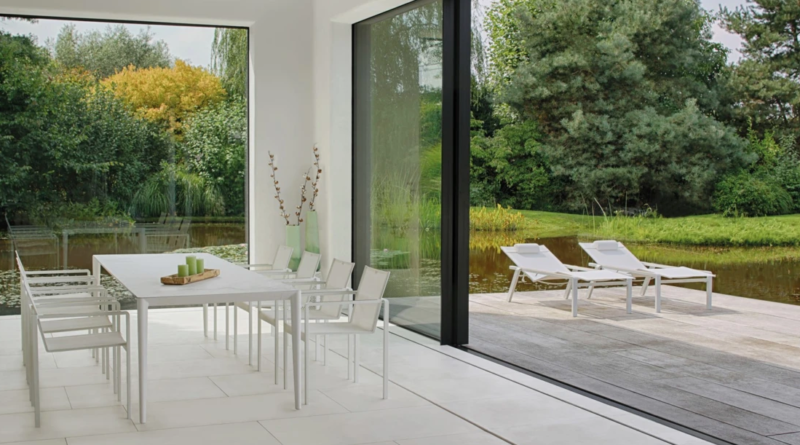 Tuinmeubelen outdoor furniture tuinmeubilair winter zomer binnen indoor design Royal Botania Chic Gardens