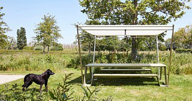 Extremis Hopper collectie Hopper AA gestroomlijnd design nieuw buitenruimte luxe wonen interieur exterieur aankleding terras inrichting ideeën inspiratie beleving tips buitenmeubels tafel terras tuintafel picknicktafel nieuw nieuwigheden trends all aluminium fashion for gardens outdoor living outdoor luxe villatuinen exclusieve tuinen lifestyle architectuur tuinaanleg tuinarchitecten ontdekken zomer 2020 zomervakantie zonnige dagen terrasfeestje Belgisch magazine Chic Gardens