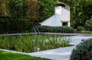 Tuinen Joos tuinaanleg tuinontwerp tuinarchitect tuinaanlegger tuinarchitectuur landschapsarchitectuur make-over van de tuin inrichting toekomst niveaus in de tuin luxetuin villatuin exclusieve tuin Keerbergen zwembad ecologie gezondheid duurzaamheid magazine tijdschrift fashion for gardens terras terrasaankleding buitenmeubilair buitenmeubels buitenruimte planten bloemen groensector inspiratie ideeën tips voor je tuin chique Chic Gardens