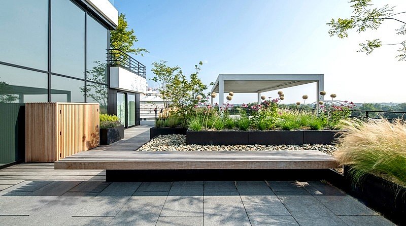 Dakterras Puur Groen daktuinen daken tuinen exclusief nieuw België stad stadsgroen appartementen tuininspiratie liefhebbers architectuur tuinarchitectuur outdoor living buitenruimte sfeervol luxe bloemen planten Jan Nickmans tuinaanlegger penthouse tuintontwerp magazine Chic Gardens