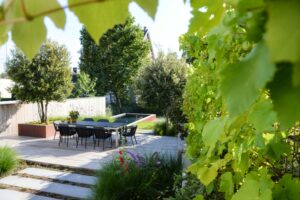 wedstrijd de vlaamse tuinaannemer 2020 tuinaanleg tuinonderhoud tuinaannemer tuininspiratie exclusieve tuinen luxetuinen tuinidee tuintips bloemen planten tuinprojecten droomtuinen magazine voor outdoor living chic gardens