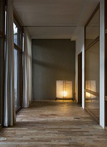 tuinverlichting buitenverlichting lampen vloerlamp staanlamp tuin exclusief uniek sfeer najaar terrasaankleding accessoires tuintrends lichten buitenruimte lifetyle outdoor design outdoor living luxe chique exclusief magazine chic garden belgisch magazine