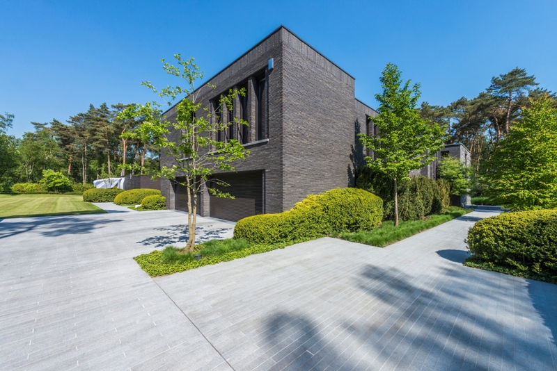 BaLu Gardens buitenruimtes tuinarchitectuur tuinarchitect interieurarchitect tuinen buitenleven stijlvol luxe exclusieve tuinen architectuur bart de backer luc van laere planten bloemen tuinaanleg tuinontwerp visie werkwijze tuinidee tuininspiratie chic gardens belgisch magazine