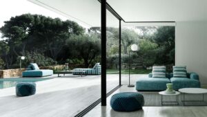 chic gardens Belgisch magazine voor outdoor living exclusieve tuinen knusse outdoorsofa's fauteuil zetels buiten tuin terras winter buitenleven outdoor design outdoor living inspiratie tips designers buitenmeubels tuinmeubelen tuinmeubilair stoelen wintertuin winterterras herfst