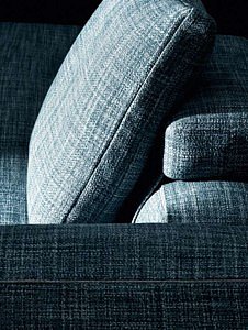 chic gardens Belgisch magazine voor outdoor living exclusieve tuinen knusse outdoorsofa's fauteuil zetels buiten tuin terras winter buitenleven outdoor design outdoor living inspiratie tips designers buitenmeubels tuinmeubelen tuinmeubilair stoelen wintertuin winterterras herfst