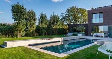 magazine chic gardens zwembaden exclusieve tuinen inspiratie zwemvijvers wellness idee tuinidee zwembadbouwers wedstrijd Belgische sector winnaars