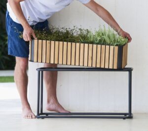 Chic Gardens, magazine voor outdoor living en outdoor design. Ontdek 7 bijzondere plantenpotten en plantenbakken voor jouw tuin en terras.