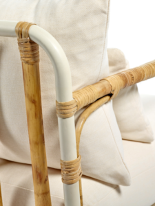 Chic Gardens, magazine voor outdoor living en design: natuurlijke kleuren zijn hip op het terras. Kies voor materialen in teak, rotan, bamboe... Wij geven tips!