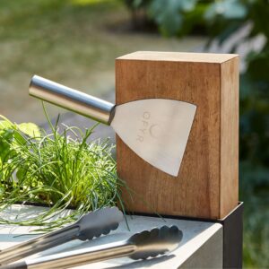 Chic Gardens magazine: Neem deel aan de wedstrijd en win een OFYR kookboek vol recepten voor de barbecue.