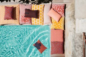Chic Gardens: Beleef de perfecte zomer in de tuin met deze must-haves voor aan het zwembad.