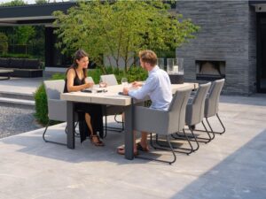 Chic Gardens magazine voor outdoor living: Onze favoriete tuinmeubelen van BuitenHof