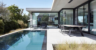 Chic Gardens: Beleef de perfecte zomer in de tuin met deze must-haves voor aan het zwembad.