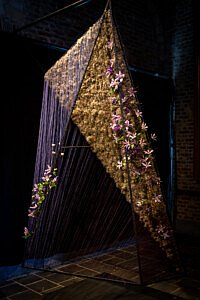 Chic Gardens: tentoonstelling Fleur Floral Fashion in de landcommanderij van Alden Biesen in Bilzen (Limburg)