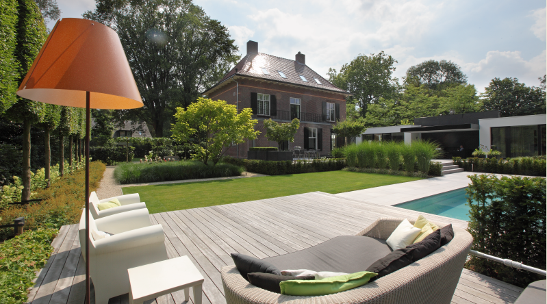 Chic Gardens magazine voor outdoor living en design: Deze exclusieve tuin in Nederland, door Stoop Tuinen geeft inspiratie voor je eigen droomtuin. Ontdek meer in Chic Gardens, the Ducht edition 2021!