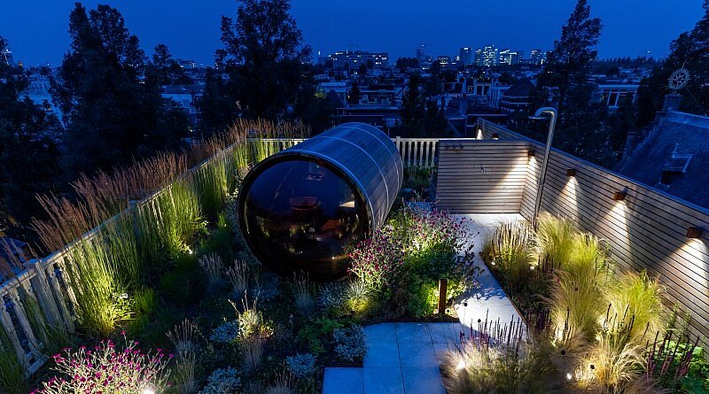 Chic Gardens Magazine: Daktuin in Amsterdam met buitenverlichting van in-lite design