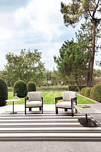 Ontdek de hoogstaande designtapijten van Limited Edition op de website van Chic Gardens.