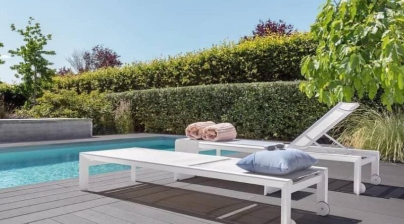 Leuk idee: maak van je Cedral terras een knusse openluchtwoonkamer.