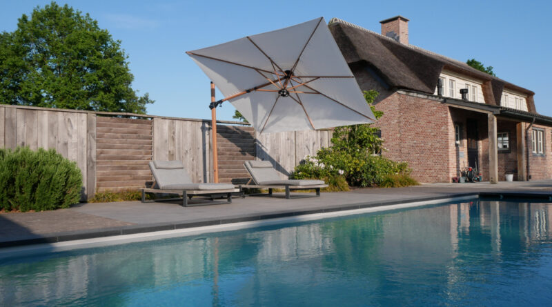 Solero's laatste innovatie: Houtlook parasols die tijd en trends doorstaan