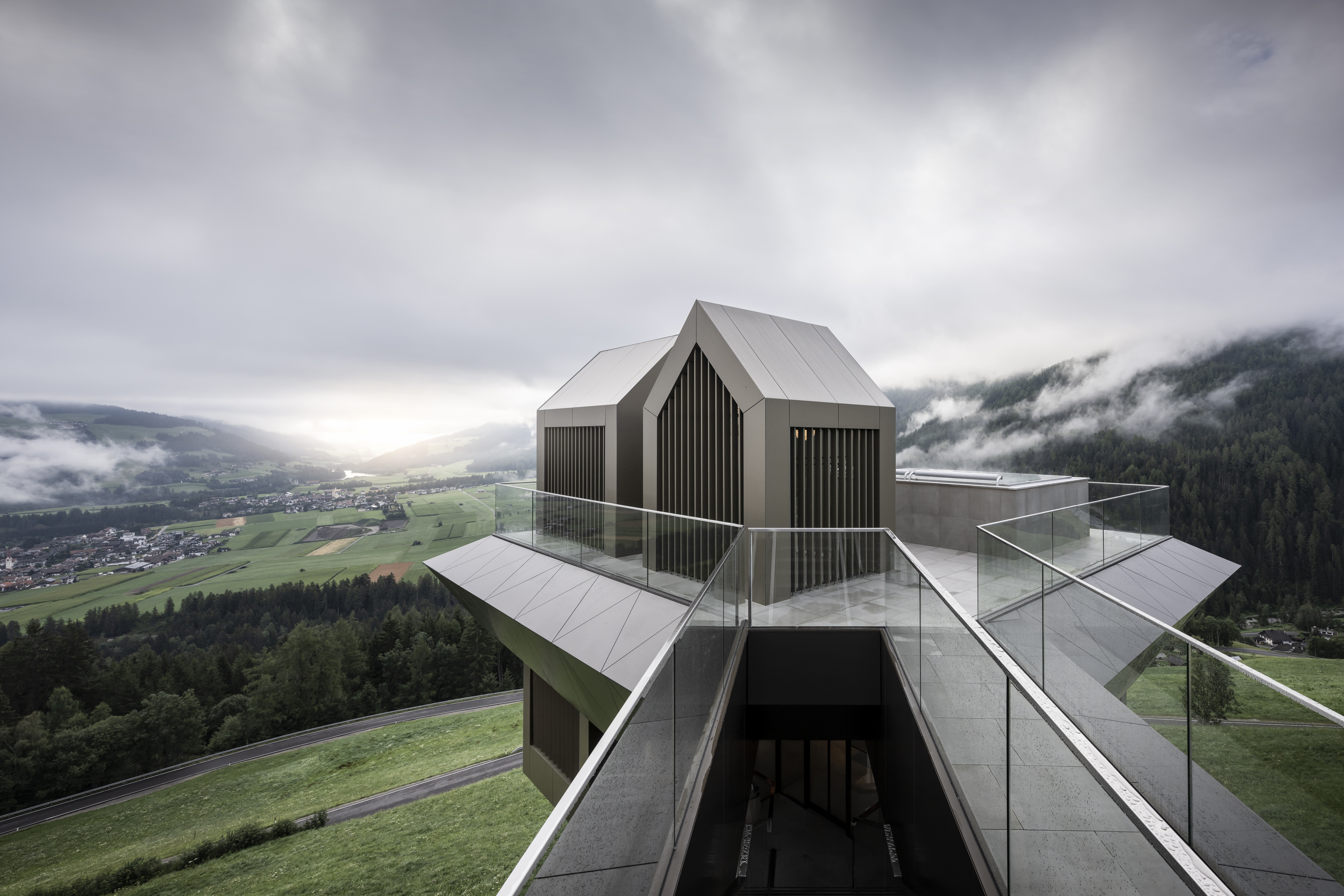 Architecturale zwembaden, de wereld rond: Olang, Valdaora (IT)