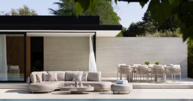 Lomano lounge en Organo tuintafel en tuinstoelen van Exterioo