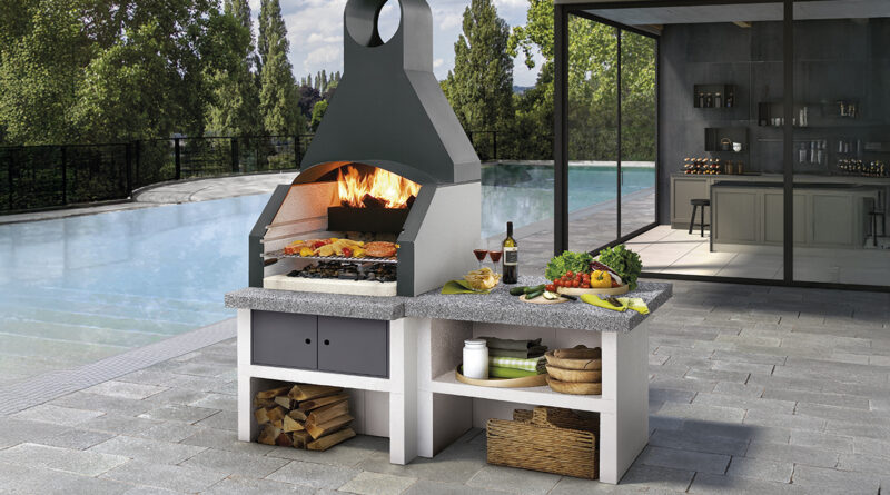 Het Italiaanse merk van hout- en pelletkachels Palazzetti toont in zijn nieuwe catalogus de toepassingen hiervan in de tuin. Zo spotten we onder andere deze Maxime.