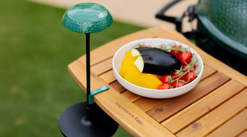 Big Green Egg en in-lite bundelen de krachten voor buitenverlichting, tafellampje SWAY