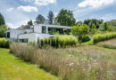 François Charlier en zijn team van tuinarchitecten zijn gespecialiseerd in het aanleggen van uitzonderlijke tuinen. Ze bieden een complete service en persoonlijke begeleiding om jouw droomtuin te realiseren.