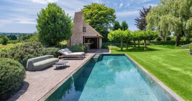 Een uitnodigend poolhouse op maat van het landschap